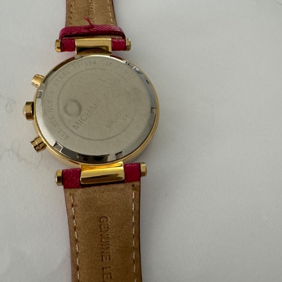 Michael kors watch - Picture 2 of 3